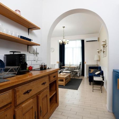 Classy 2 Bedroom Apartment In City Center Bükreş Dış mekan fotoğraf