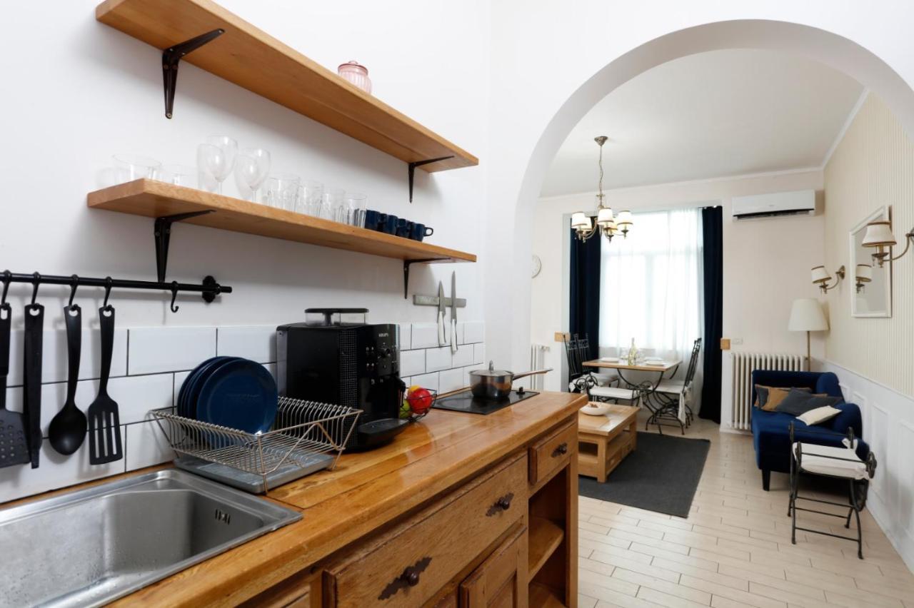 Classy 2 Bedroom Apartment In City Center Bükreş Dış mekan fotoğraf