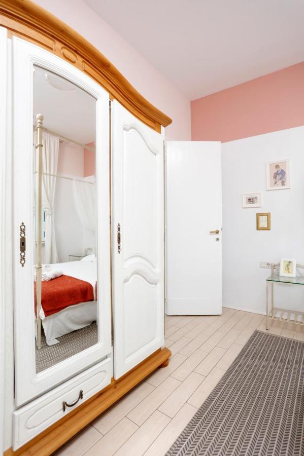 Classy 2 Bedroom Apartment In City Center Bükreş Dış mekan fotoğraf
