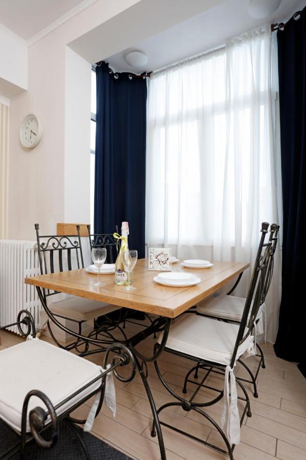 Classy 2 Bedroom Apartment In City Center Bükreş Dış mekan fotoğraf